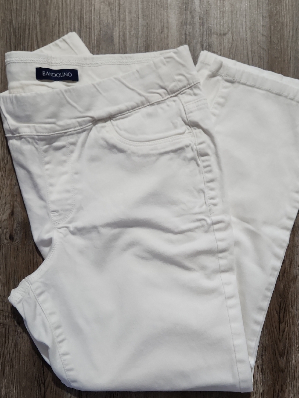 Bandolino White Stretch Ponte Pants